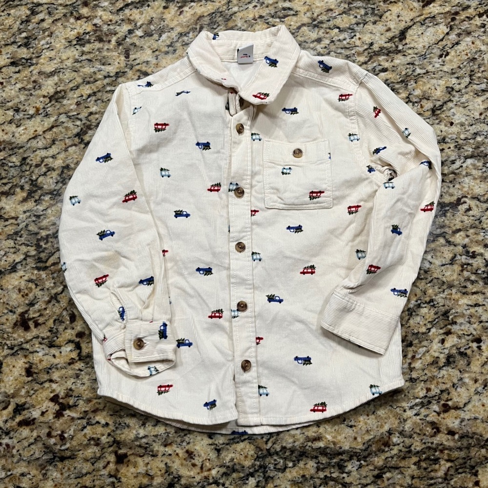 Old Navy Boys 5T Corduroy Christmas Truck Tree Button Down Shirt Cream Holiday